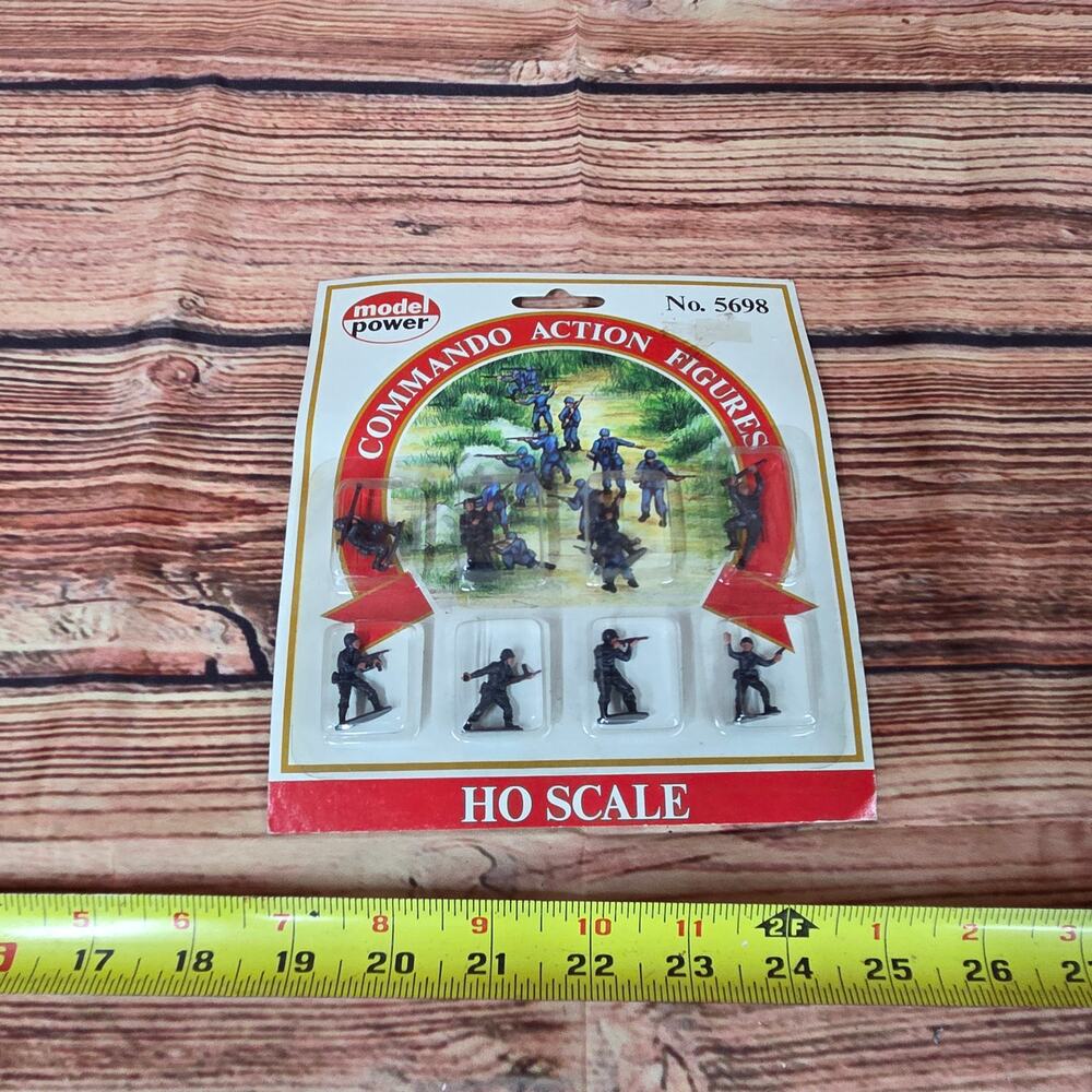 Model power H.O scale #5698 Commando Action Figures diorama sealed